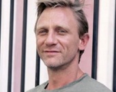 Дэниел Крейг сыграет Бонда еще два раза