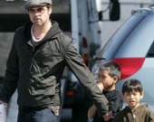 Брэд Питт: родительский день