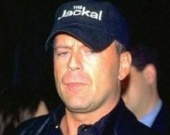 Брюс Уиллис - настоящий мужчина (ФОТОРЕПОРТАЖ)