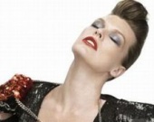 Глэм-рок от Миллы Йовович