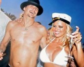 Памела Андерсон вновь свободна