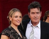 Чарли Шин официально развелся