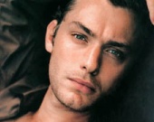 Джуд Лоу стал трансвеститом Джуд Лоу стал трансвеститом