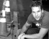 У Дейна Кука новое старое увлечение