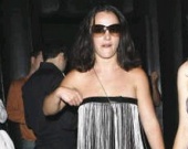 Спирс грозится убить папарацци