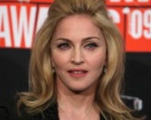 Королевская семья поможет Мадонне снять фильм