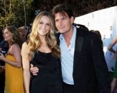 У Чарли Шина старые проблемы с новой женой?