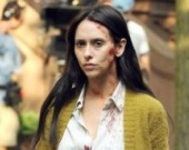 Окровавленная Дженнифер Лав Хьюитт