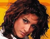 Канделаки стала официанткой