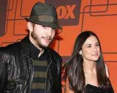 Брюс Уиллис, Дэми Мур и Эштон Катчер живут втроем (ФОТОРЕПОРТАЖ) Брюс Уиллис, Дэми Мур и Эштон Катчер живут втроем (ФОТОРЕПОРТАЖ)