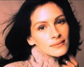 Джулия Робертс и  ее дети живут за счет вязания