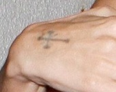 Новое тату Пенелопы Крус