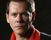 Кевин Бейкон преследует Рене