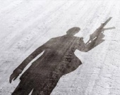 Мэр города стал врагом Джеймса Бонда