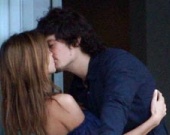 Миранда Керр и Орландо Блум не стесняются своих чувств