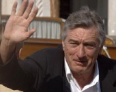 Роберт де Ниро и Энди Гарсия идут на улицу грез Мураками