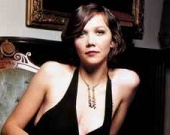 Мэгги Гилленхаал стала лицом знаменитого бренда (ФОТОРЕПОРТАЖ)