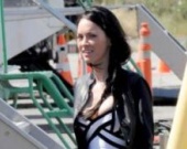 Меган Фокс на съемках "Трансформеры 3"