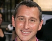 Адам Шенкман снимет мюзикл о рок-музыке 80-х