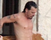 Джонни Депп и Ванесса Паради на Гавайях