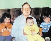 Смерть Пуговкина не примирила родных