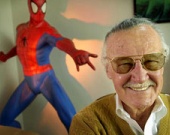 Супергероя-гея запустит на экран Стэн Ли
