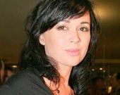 Заворотнюк били по 12 часов