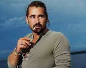 Колин Фаррел одел бездомного