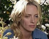 Ума Турман выступит против угандийских боевиков