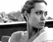 Джоли не беременна!