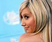 Дебют Эшли Тисдейл