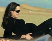 "Плейбой" снимет Джоли после родов