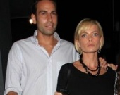 Джейми Прессли помолвлена