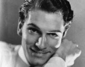 Лоуренса Оливье увековечили в образе Гамлета