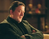 Стивен Фрай сыграет Майкрофта Холмса