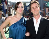 Эдвард выглядит лучше Лив Тайлер