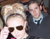 Бритни Спирс тайно встречается с официантом