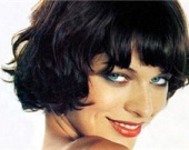 Милла Иовович - стриптизерша и алкоголичка