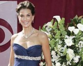 Подружка Супермена стала отчаянной домохозяйкой (ФОТОРЕПОРТАЖ)