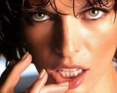 Секс-каникулы Милы Йовович