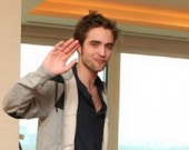 Паттинсон закрутил роман с Кэти Перри