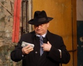 Черную комедию с Богданом Ступкой покажут в Риме Черную комедию с Богданом Ступкой покажут в Риме