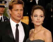 Семейство Джоли-Питт страдает от фанатов