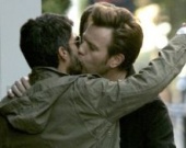 Эван МакГрегор: Настоящие мужские объятия