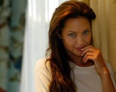 Джоли выписали из роддома