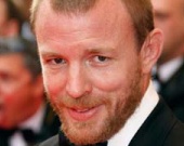 Гай Ричи хочет сделать римейк фильма "Парни и куколки"