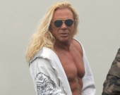 Микки Рурк признан виновным