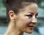 Кэтрин Зета Джонс очень состарилась