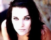 "Королева воинов" Люси Лоулесс запела