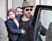 Детский шопинг Брэда Пита